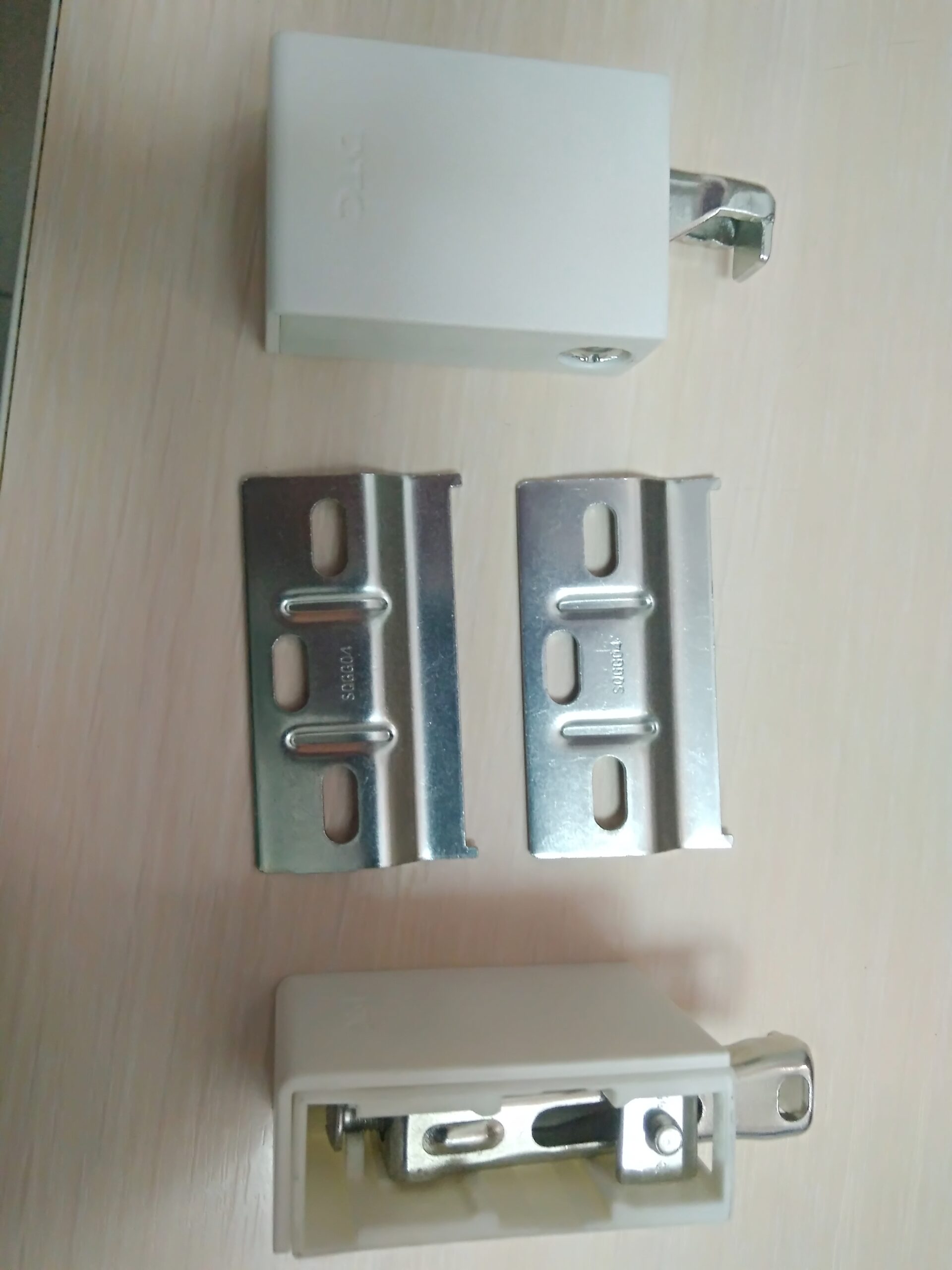 Подвес регулируемый 0DM05